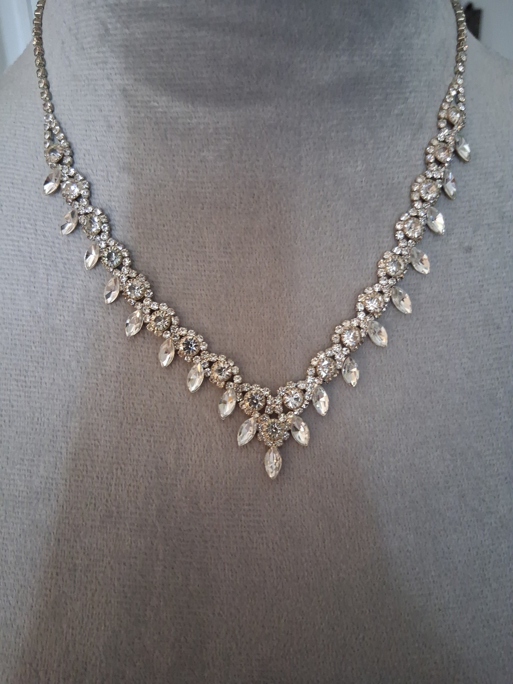 Crystal Marquise V-Point Necklace - White Gold Tone